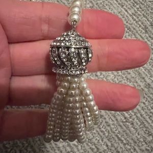Pearl and Diamond Necklace (Costume Jewelry)